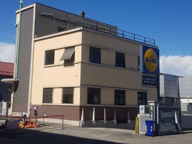 Palazzo in vendita a Circoscrizione 6, Piemonte