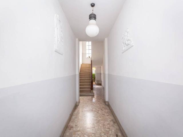 Palazzo in vendita a Circoscrizione 6, Piemonte
