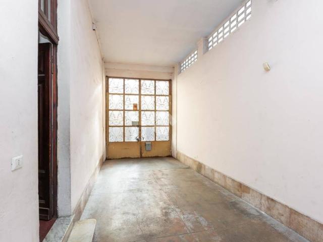 Palazzo in vendita a Circoscrizione 4, Piemonte
