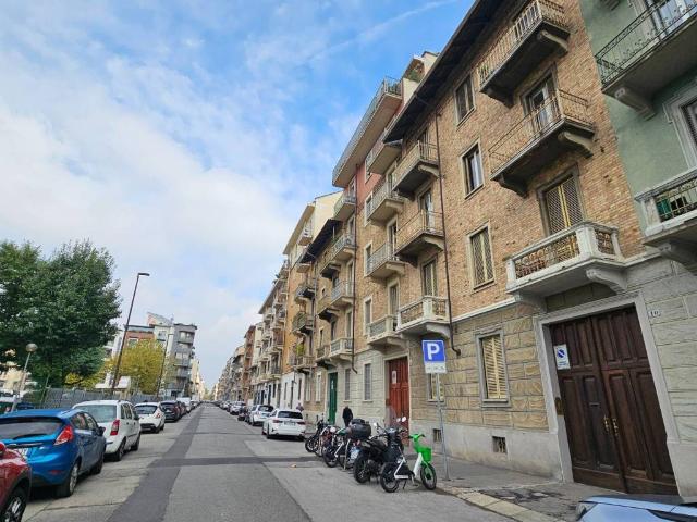 Palazzo in vendita a Parella, Torino