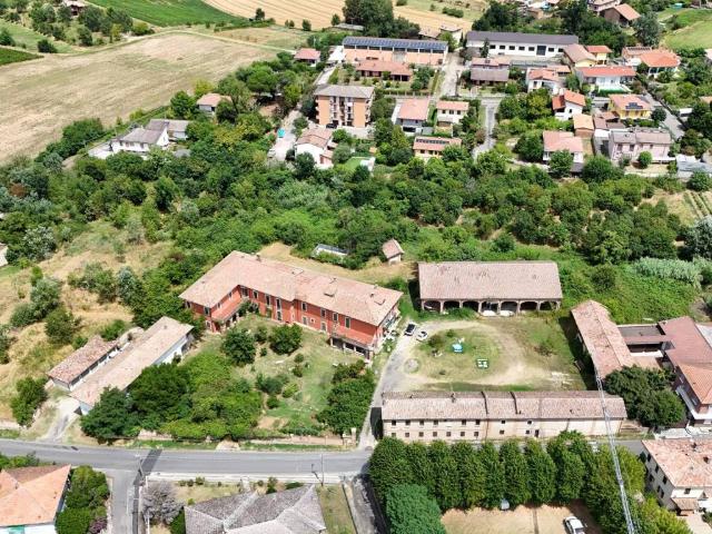 Palazzo in vendita a Torrazza Coste, Lombardia