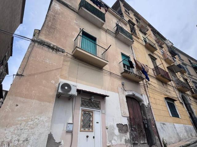 Palazzo in vendita a Sant'Antonio, Torre Del Greco