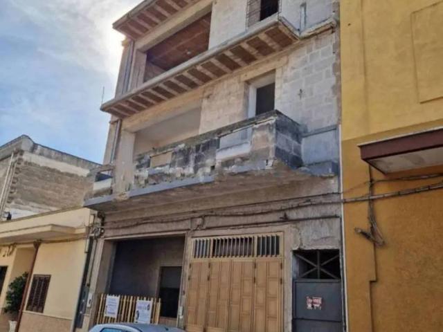 Palazzo in vendita a Puglia, Brindisi