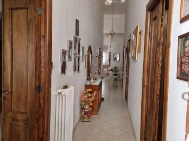 Palazzo in vendita a Puglia, Brindisi