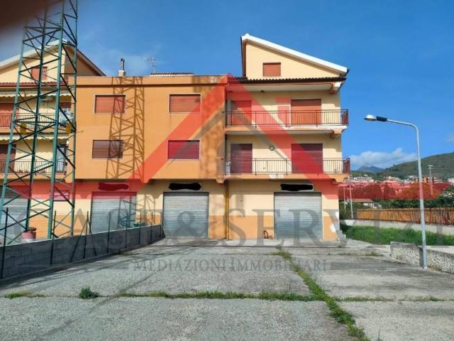 Palazzo in vendita a Calabria, Cosenza
