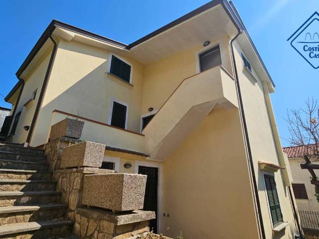 Palazzo in vendita a Tramonti, Campania