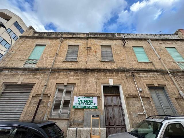 Palazzo in vendita a Trapani, Sicilia