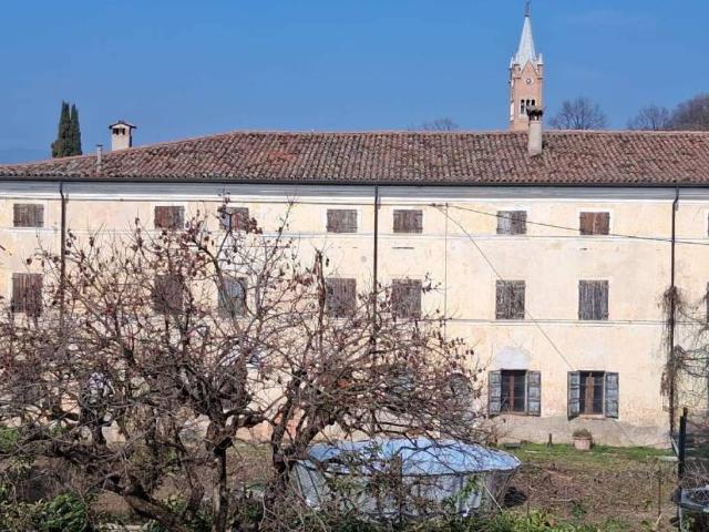 Palazzo in vendita a Tregnago, Veneto
