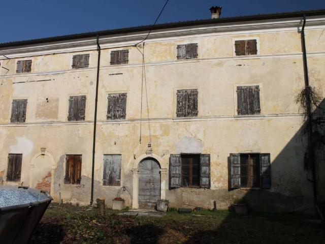 Palazzo in vendita a Tregnago, Veneto