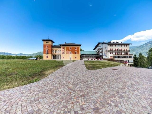 Palazzo in vendita a Territorio Val d'Adige, Trento