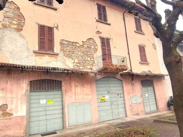 Palazzo in vendita a Trescore Balneario, Lombardia