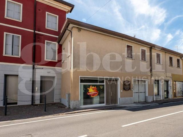 Palazzo in vendita a Tribano, Veneto