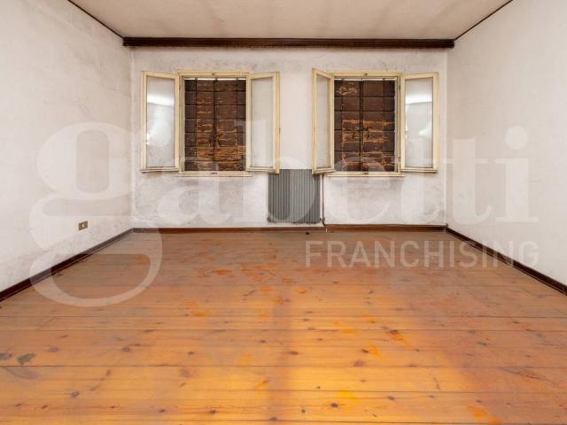 Palazzo in vendita a Tribano, Veneto