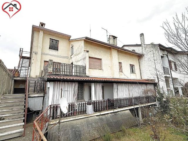 Palazzo in vendita a Altipiano Ovest, Villa Opicina