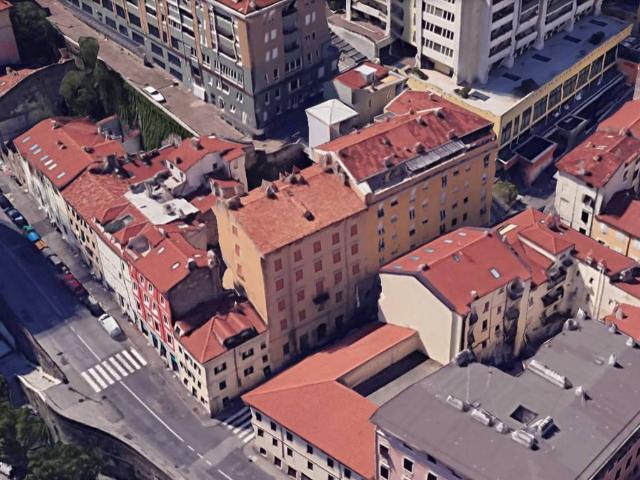 Palazzo in vendita a Barriera Vecchia-San Giacomo, Villa Opicina