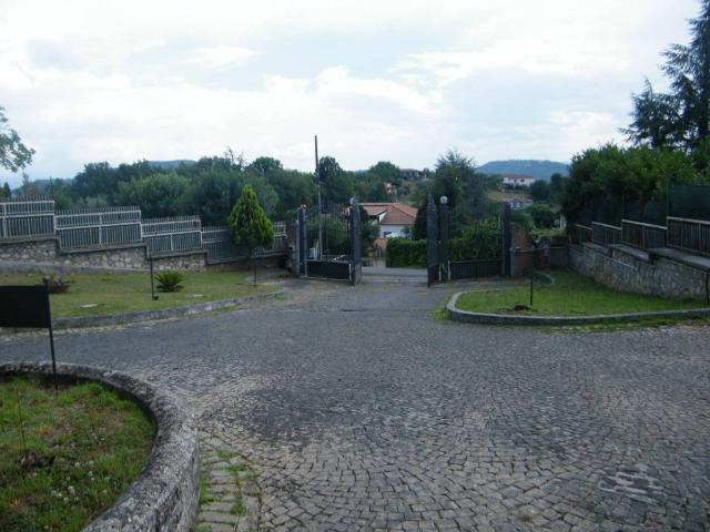 Palazzo in vendita a Trivigliano, Lazio