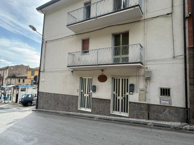 Palazzo in vendita a Troina, Sicilia