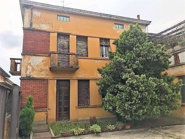 Palazzo in vendita a Turbigo, Milano