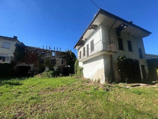 Palazzo in vendita a San Domenico / San Domeni, Udine / Udin