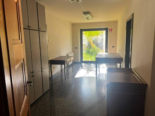Palazzo in vendita a Borgo Villalta, Reana Del Roiale