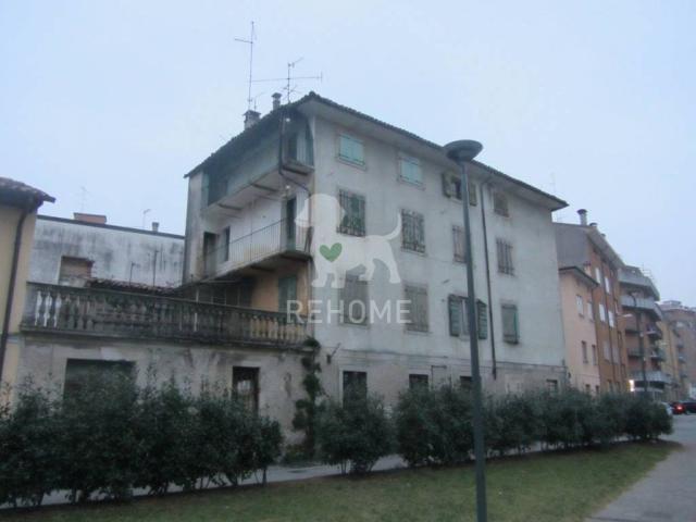Palazzo in vendita a Borgo Aquileia, Reana Del Roiale