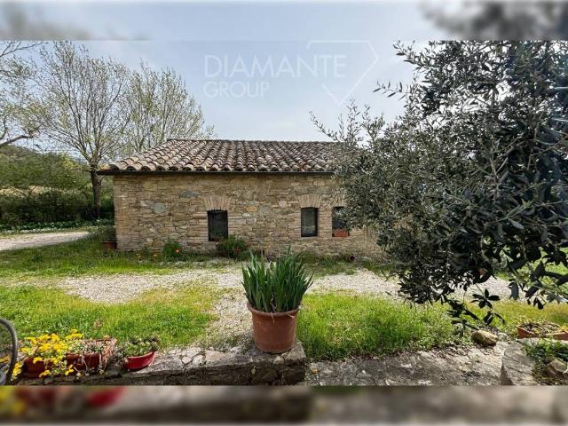 Palazzo in vendita a Umbertide, Umbria