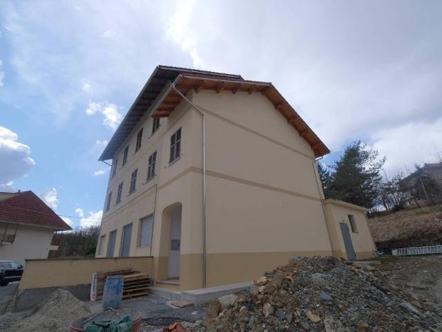 Palazzo in vendita a Urbe, Liguria