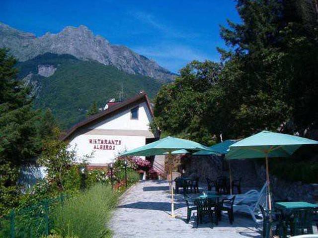 Palazzo in vendita a Unione Comuni Garfagnana, Vagli Sotto