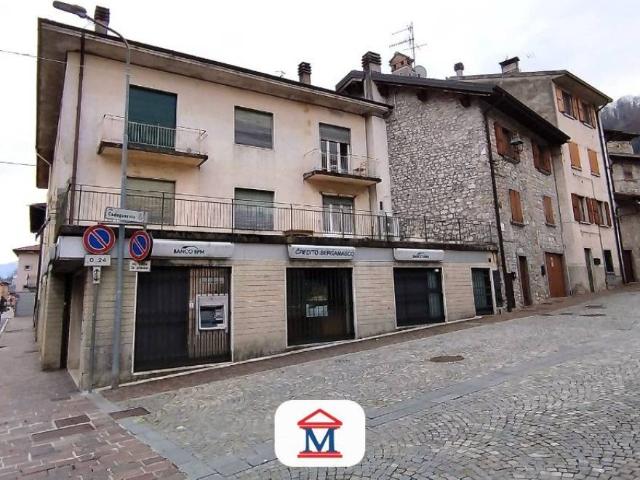 Palazzo in vendita a Comunità Montana della Valle Brembana, Val Brembilla