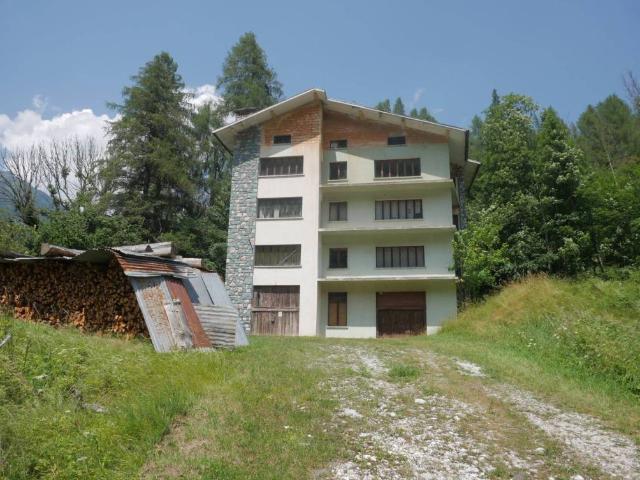 Palazzo in vendita a Val di Zoldo, Ciamber