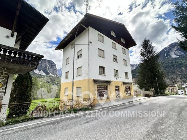 Palazzo in vendita a Val di Zoldo, Sommariva