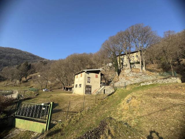 Palazzo in vendita a Visino, Valbrona