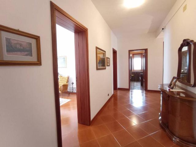Palazzo in vendita a Sant'Andrea, Valderice