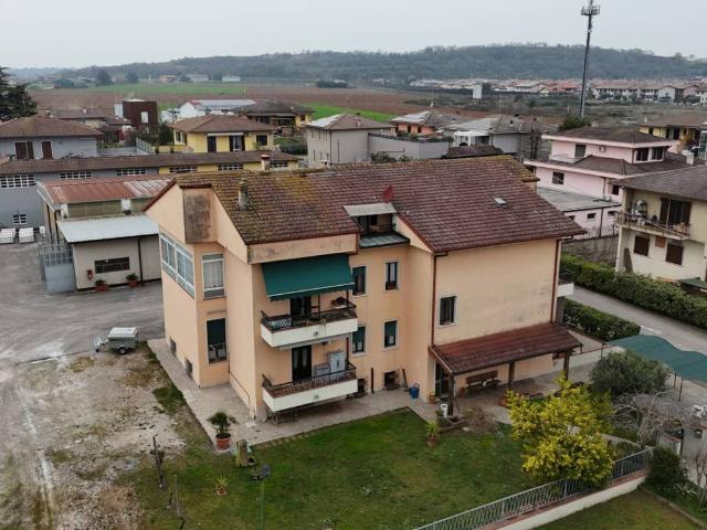 Palazzo in vendita a Borghetto, Valeggio Sul Mincio