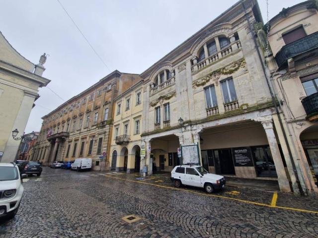 Palazzo in vendita a Piemonte, Alessandria