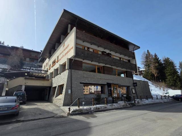 Palazzo in vendita a Comunità montana Alta Valtellina, Valfurva