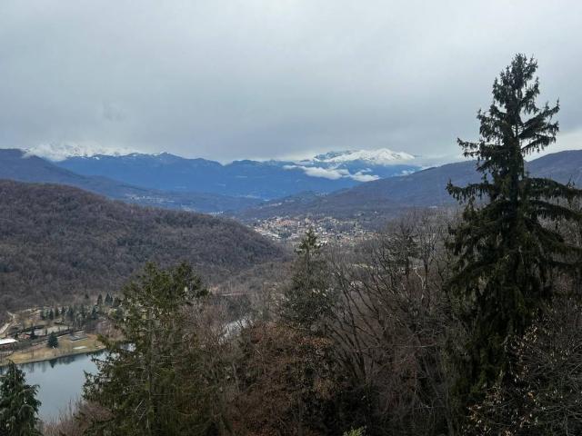 Palazzo in vendita a Comunità Montana del Piambello, Valganna