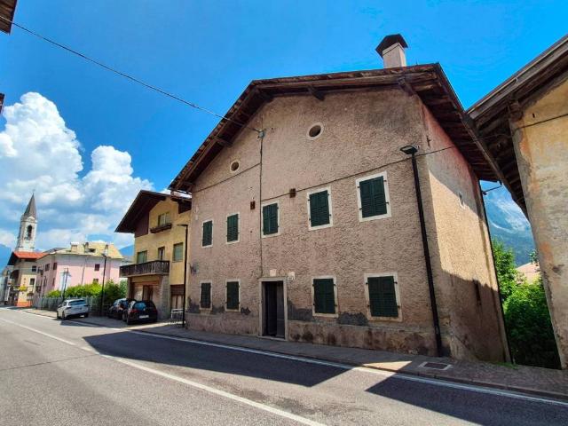 Palazzo in vendita a Valle Di Cadore, Veneto