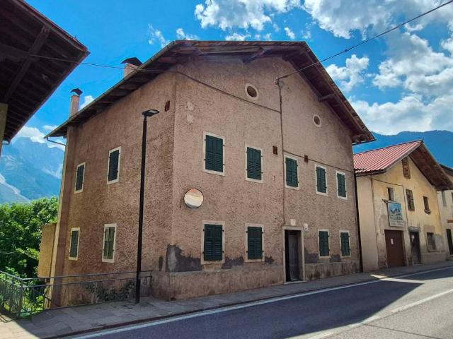 Palazzo in vendita a Valle Di Cadore, Veneto