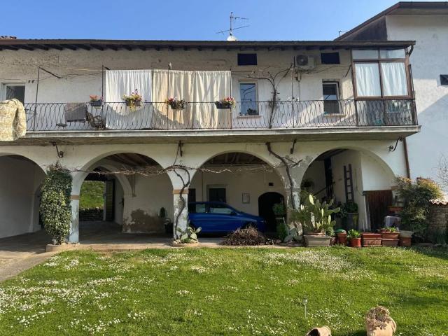 Palazzo in vendita a Comunità montana della Valle Sabbia, Vallio Terme