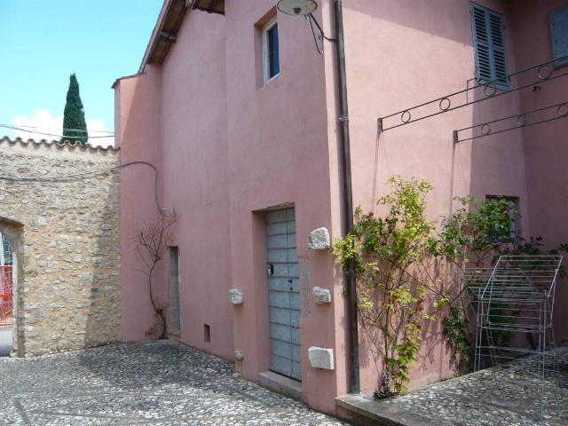 Palazzo in vendita a Vallo Di Nera, Umbria