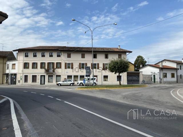 Palazzo in vendita a Valvasone, Friuli-Venezia Giulia