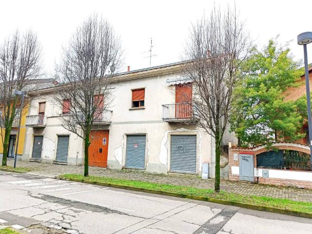 Palazzo in vendita a Varedo, Lombardia