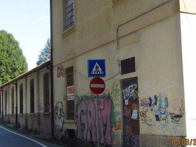 Palazzo in vendita a Biumo Superiore, Varese