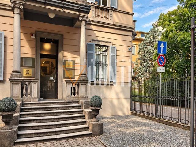 Palazzo in vendita a Motta, Varese