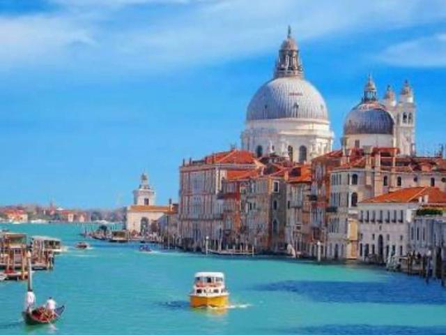 Palazzo in vendita a Mestre-Carpenedo, Venezia