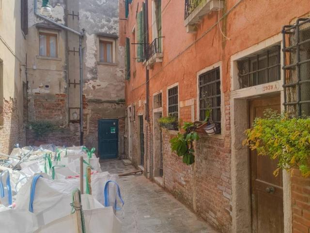 Palazzo in vendita a Venezia-Murano-Burano, Venezia