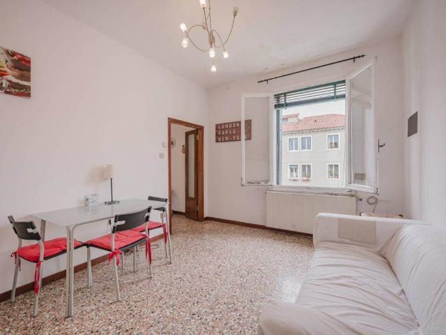 Palazzo in vendita a Venezia-Murano-Burano, Venezia