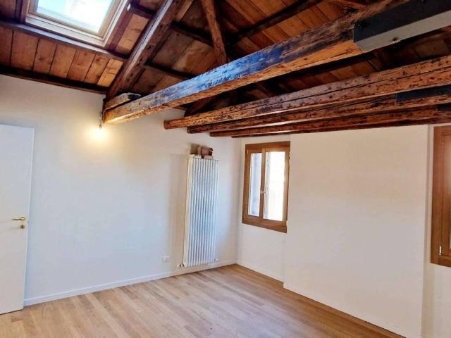 Palazzo in vendita a Venezia-Murano-Burano, Venezia