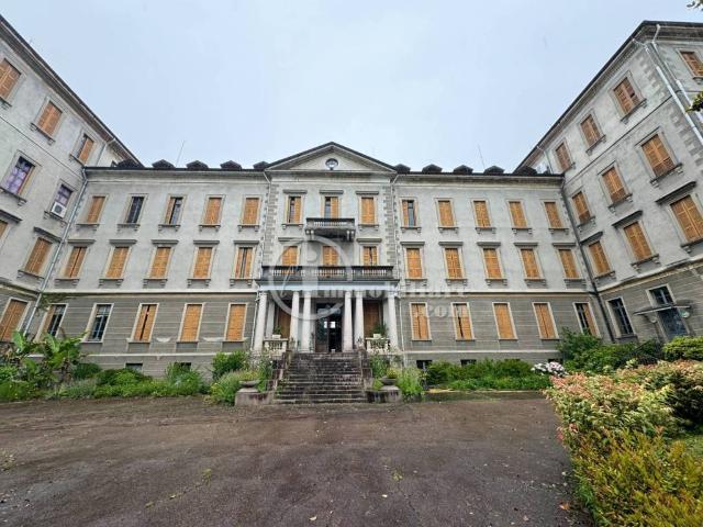 Palazzo in vendita a Pallanza, Piemonte